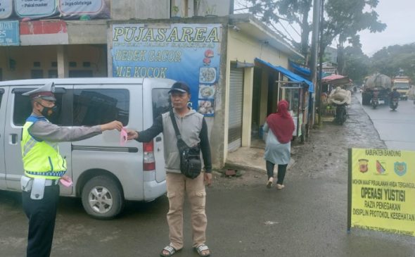 Polresta Bandung Kembali Laksanakan Ops Yustisi PPKM di Wilayah Kec. Baleendah