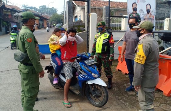 Polresta Bandung dengan TNI dan Satpol PP Laksanakan Ops Yustisi Guna Cegah Covid-19