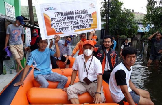 Pos Indonesia Berikan Bantuan kepada Korban Bencana Banjir Kalsel dan Gempa Bumi Majene Sulbar