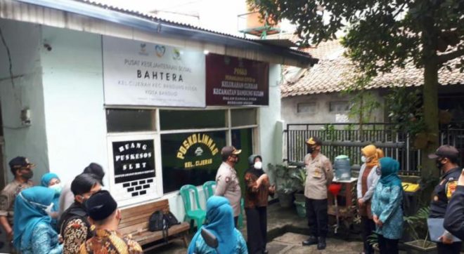 Polrestabes Bandung Cek Posko Penanganan Covid-19 Terkait PPKM Berbasis Mikro
