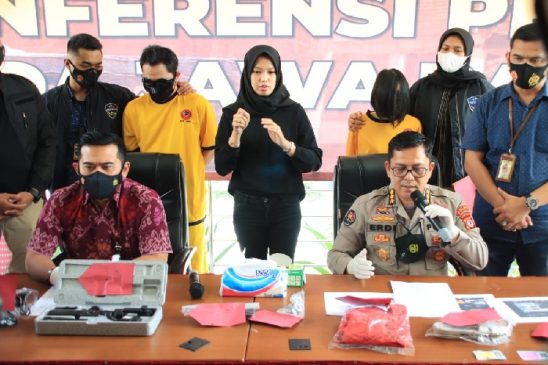 Ditreskrimsus Polda Jabar Amankan Sepasang Kekasih Pembuat Video Porno