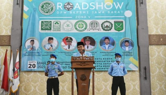 Oleh Soleh Ajak Generasi Muda Kembalikan Fungsi Masjid Jadi Pusat Kegiatan Masyarakat