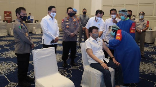 Polri Gelar Vaksinasi Covid-19 Untuk Purnawirawan Polri Sebanyak 2.282