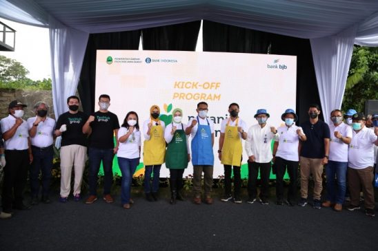 bank bjb dengan Pemprov Jabar Gelar Kick off Program Petani Milenial