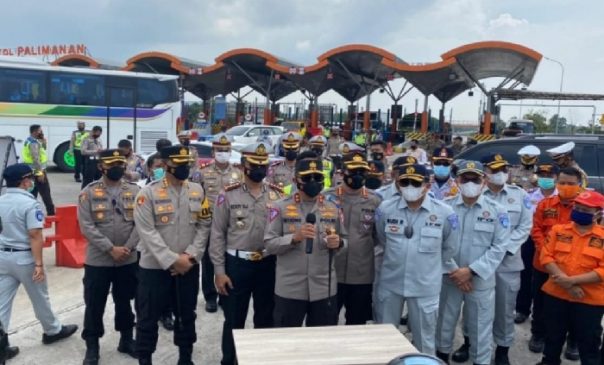 Kakorlantas Polri Tinjau Skema Penyekatan Larangan Mudik di Wilayah Polresta Cirebon