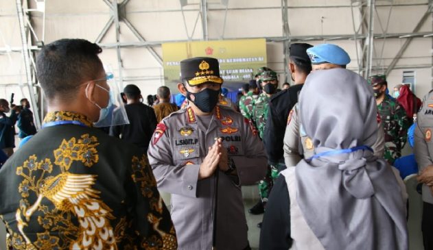 Kapolri Listyo Sigit Tawarkan Anak Prajurit Awak Nanggala 402 Jadi Polisi
