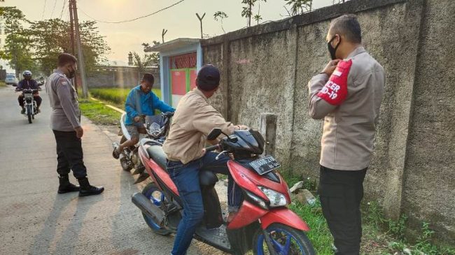 Polresta Bandung Razia Para Pemuda Disinyalir Lakukan Balap Liar di Jalan Raya Bojongkunci