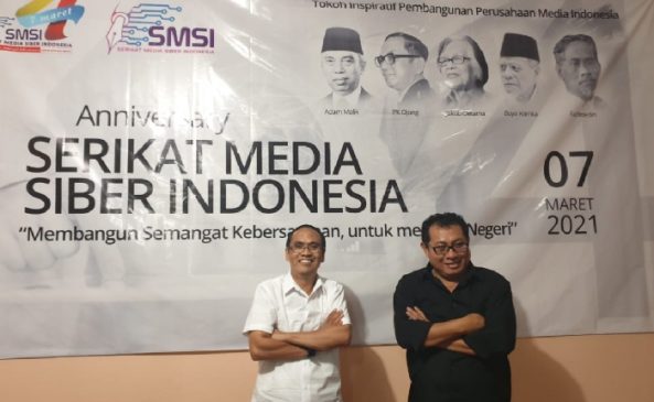 Produser Film Lafran Pane Curhat sambil Buka Puasa Bersama di Kantor SMSI Pusat