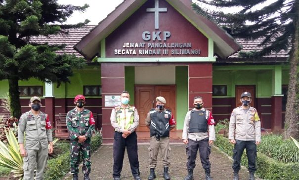Sinergitas TNI-Polri dan Satpol PP Berikan Rasa Aman Bagi Umat Kristiani Saat Ibadah Paskah di Gereja Tabernakel Pangalengan