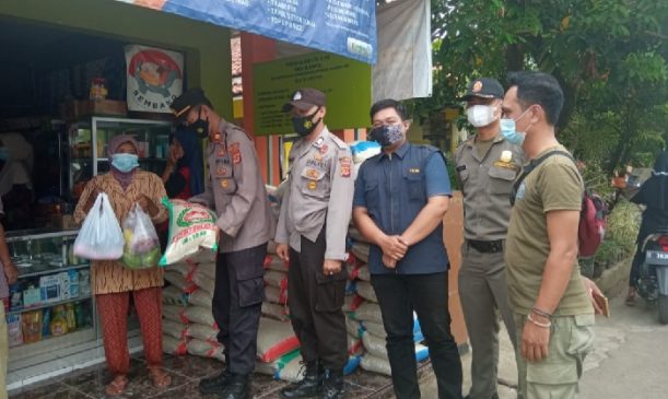 Pastikan Tepat Sasaran, Polres Majalengka Monitoring Penyaluran BPNT di Desa Binaan
