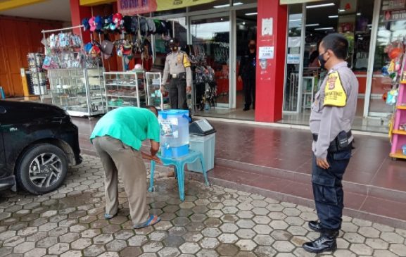 Polres Majalengka Monitoring Penerapan Prokes di Pusat Perbelanjaan