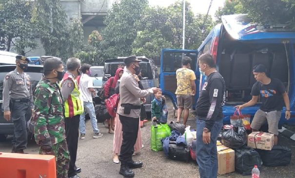 Polresta Bandung Kembali Amankan Travel Gelap dan Kendaraan Umum yang Kedapatan Melakukan Mudik Lebaran