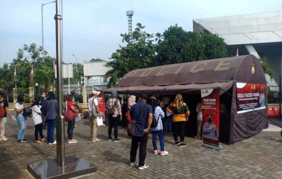 Kapolri Instruksikan Seluruh Jajaran di Polda Buka Gerai Vaksin Presisi