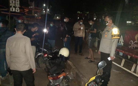 Polres Karawang Amankan 5 Orang Terkait Penyerangan Kantor LSM Di Karawang