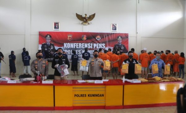 Polres Kuningan Gelar Konferensi Pers Berbagai Kasus Tindak Pidana dari Maret – Juni 2021