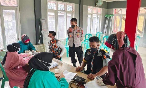 Polres Majalengka Kawal Vaksinasi Covid-19 Lansia dan Disabilitas