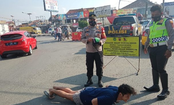 Polresta Bandung Terus Berikan Imbauan Disiplin Prokes