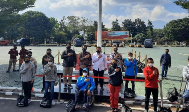 Alumni Akpol Angkatan 91 Gelar Baksos di Masa PPKM Darurat Level 4 di Polda Jabar