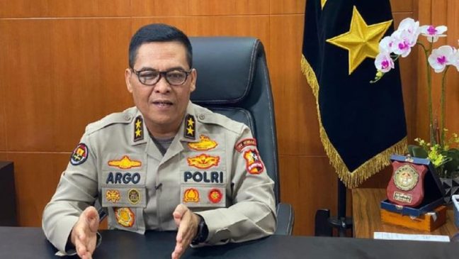 Berkas Lengkap, Polisi Limpahkan Bupati Nganjuk dan 6 Tersangka Lainnya ke Kejagung