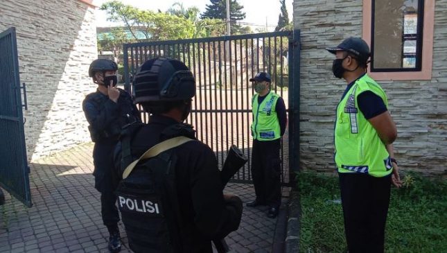 Patroli Kamtibmas, Sat Brimob Polda Jabar Sasar Villa Orchid