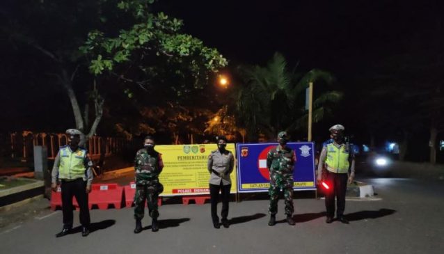 Tekan Covid-19, Polisi Laksanakan Penyekatan Pada Pengendara Dalam Rangka PPKM Darurat