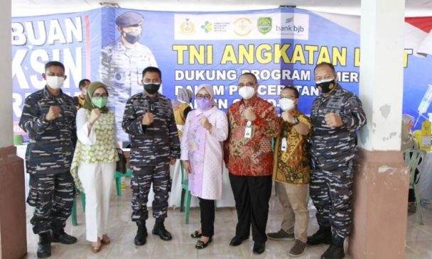 Bank bjb Fasilitasi Vaksinasi Covid-19 di Pancoran dan Blanakan