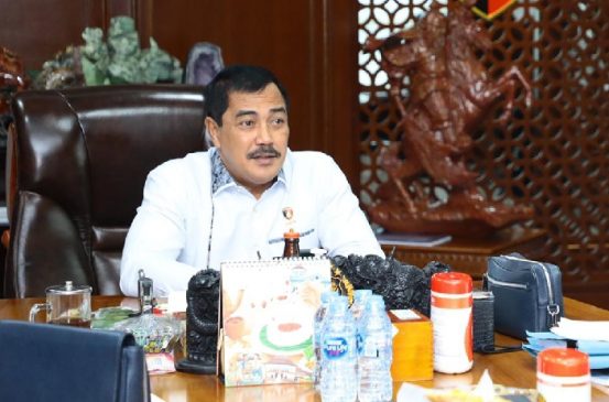 Presiden Jokowi Instruksikan Polri Tak Reaktif Soal Mural 404: Not Found