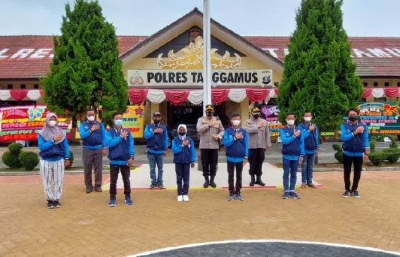 Kapolres Tanggamus Berikan Support Klub Renang TBSC