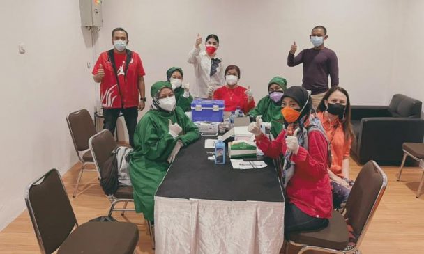 Pengusaha Milenial di Depok, Sediakan Ribuan Vaksin untuk Warga