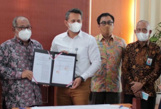 Pemprov Jabar Tunjuk bank bjb Salurkan Bansos Covid-19
