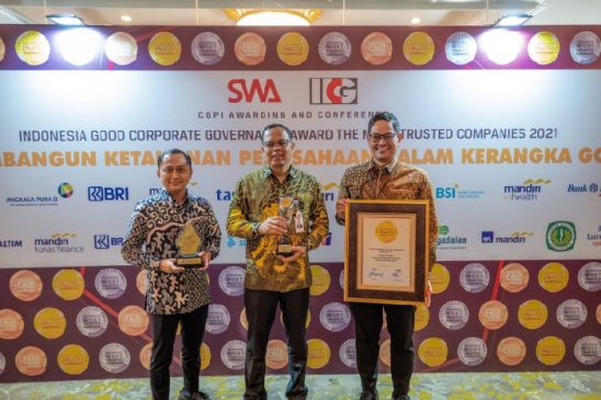 Jelang Akhir Tahun 2021, bank bjb Raih Predikat Indonesia Trusted Company di Ajang CPGI Award 2021