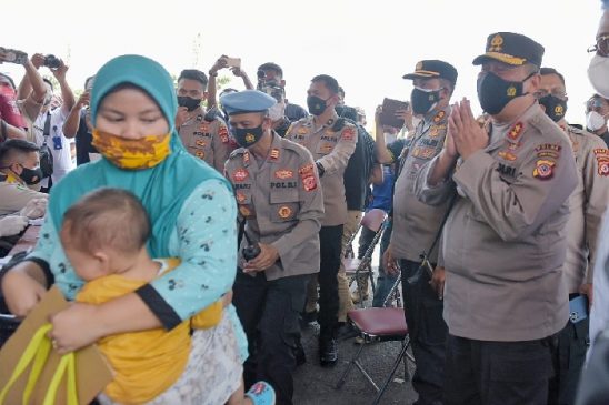 Kapolda Jabar Kunjungan Kerja Serta Tinjau Vaksinasi di Kawasan Alun-Alun Ciamis