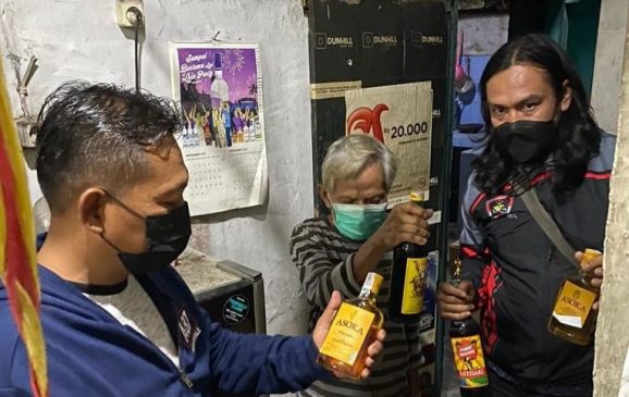 Jelang Nataru, Polisi Terus Gencar Operasi Miras