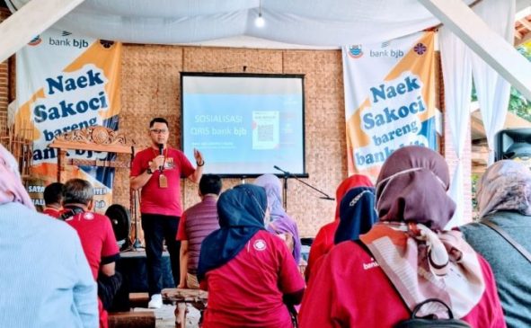 Kembangkan Wisata Tematik Militer, bank bjb Kerja Sama dengan Disbudparpora Kota Cimahi Laksanakan Kegiatan Jelajah Garnizoen Tjimahi
