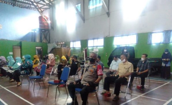 Polisi Hadiri Sosialisasi Pencegahan Covid-19 dan Pelatihan Tracer oleh UPT Puskesmas Cibiru di masa PPKM