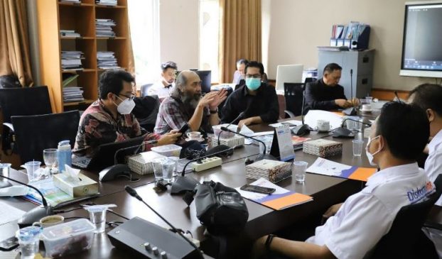 Komisi A DPRD Kota Bandung Raker dengan Diskominfo Bahas Smart City