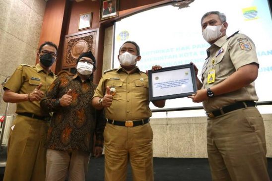 Pemkot Bandung Peroleh 1.146 SHP dari BPN Kota Bandung