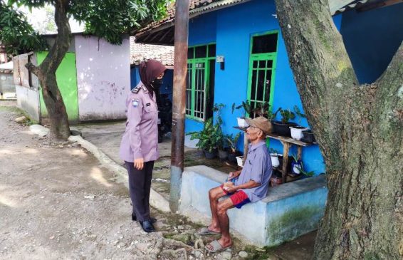 Polisi Wanita Masifkan Imbauan Prokes, Guna Cegah Penyebaran Covid-19