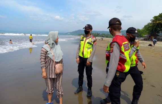 Sebanyak 185 Personel Polisi Dikerahkan untuk Melakukan Pengamanan di Jalur Wisata