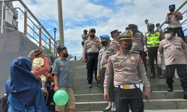 Antisipasi Kasus Covid-19  Omicron, Polisi Ingatkan Prokes di Tempat Wisata dan Keramaian