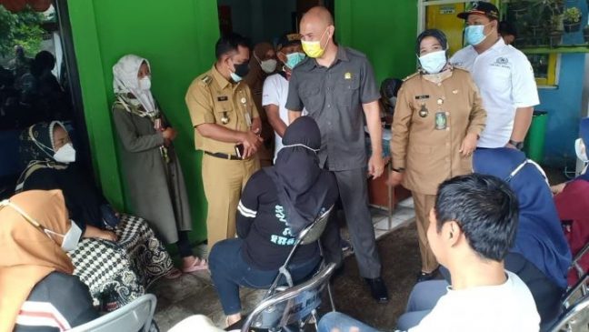 Edwin Senjaya Hadiri Acara Donor Darah yang Diselenggarakan LKK Kelurahan Wates