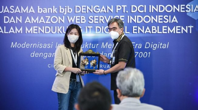 Wujudkan Jadi bank Digital, bank bjb Gandeng Dua Perusahaan IT Dunia