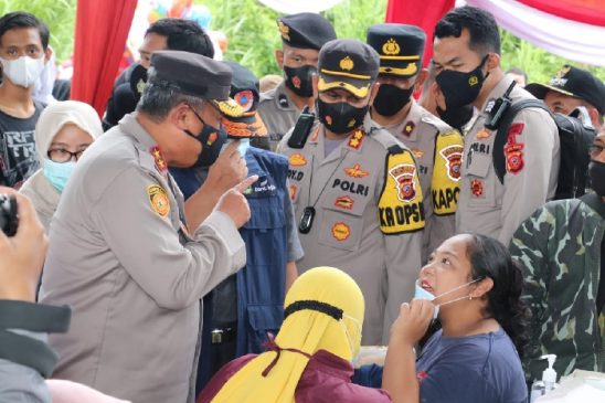 Kapolda Jabar Tegaskan Walaupun Sudah Divaksin Mohon Kepada Masyarakat Tetap Menjaga Prokes