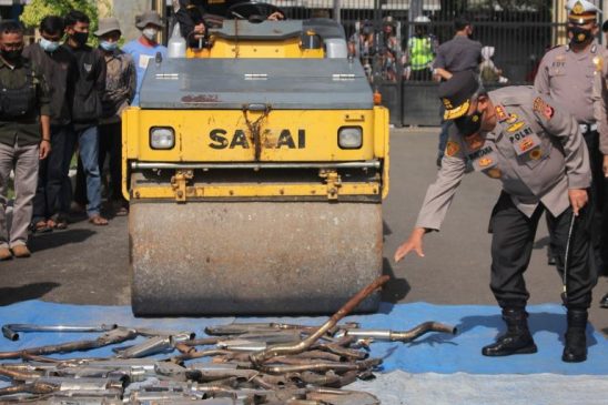 Kapolda Jabar Pimpin Pemusnahan Knalpot Bising di Polres Sumedang Polda Jabar
