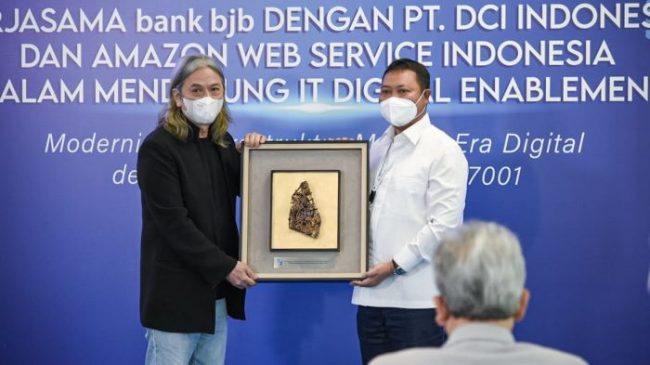 Kembangkan Layanan Digital, bank bjb Gandeng DCII