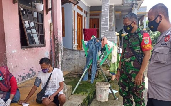 Polisi Gencar Laksanakan Vaksinasi dan Ajak Masyarakat Disiplin Prokes