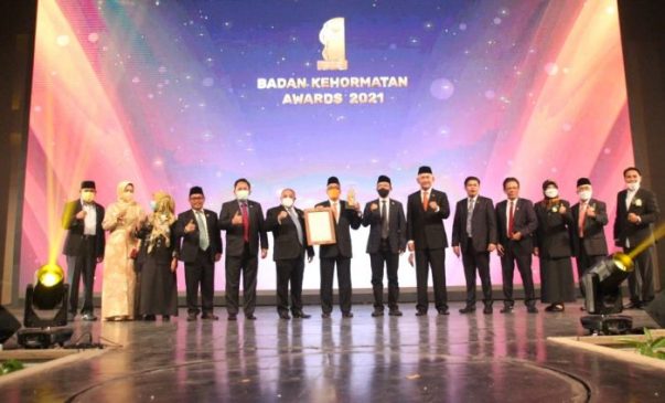 BK Awards Tingkatkan Prestasi Kinerja Anggota DPRD Jabar