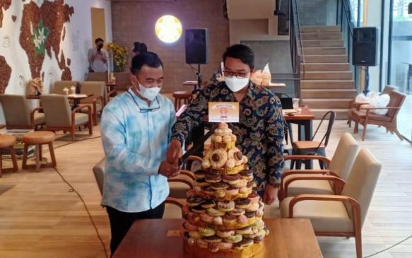 JCO Buka Gerai ke-322 di Jalan Gatsu Bandung