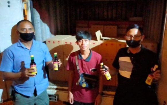 Jelang Bulan Ramadhan Polisi Lakukan Razia Miras di Subang
