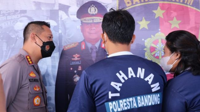 Jualan Online Fiktif, Pasutri Diamankan Polisi